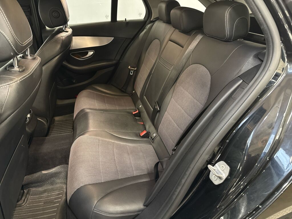 Mercedes-Benz C 2018 Musta