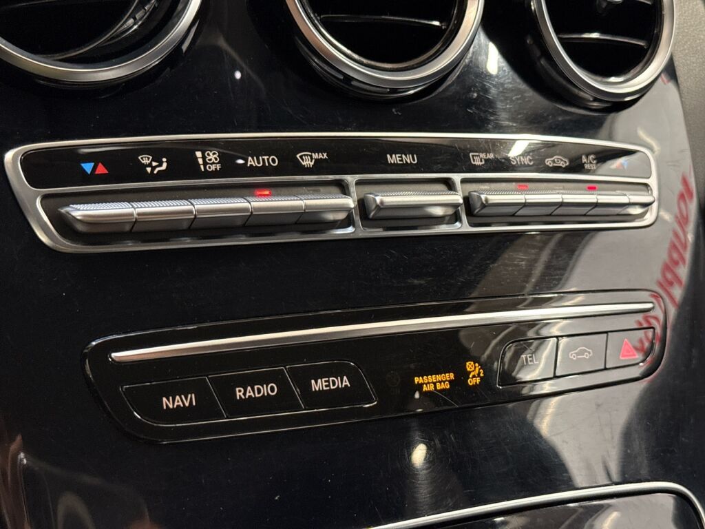 Mercedes-Benz C 2018 Musta