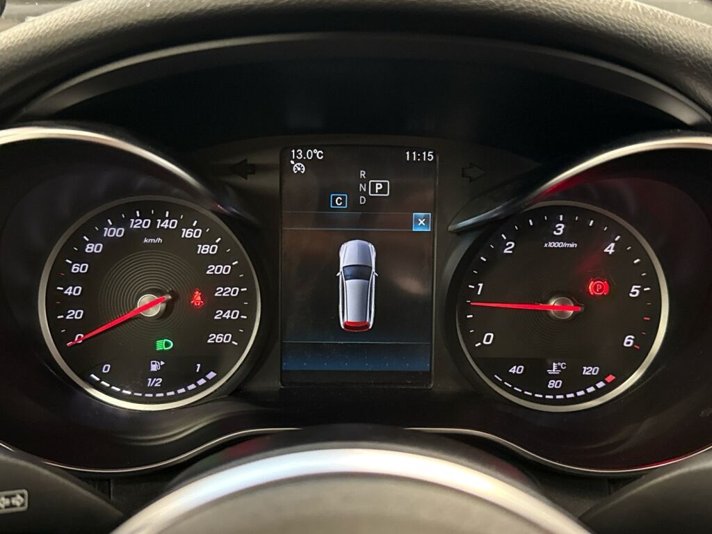 Mercedes-Benz C 2018 Musta