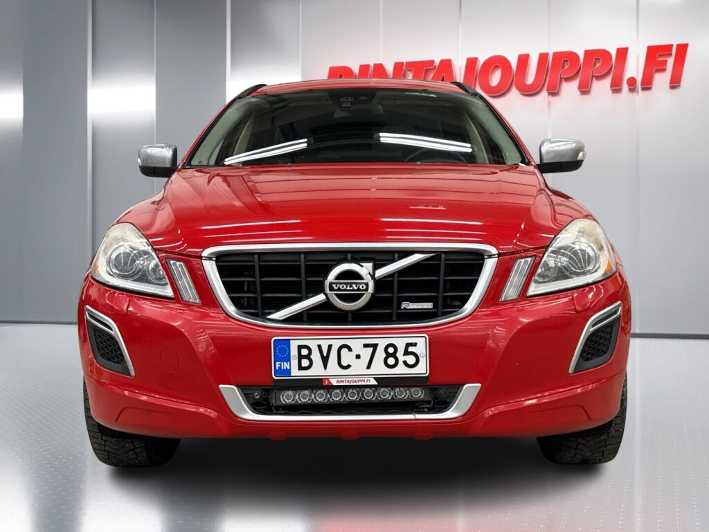 Volvo XC60 2012 Punainen