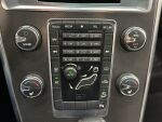 Volvo XC60 2012 Punainen