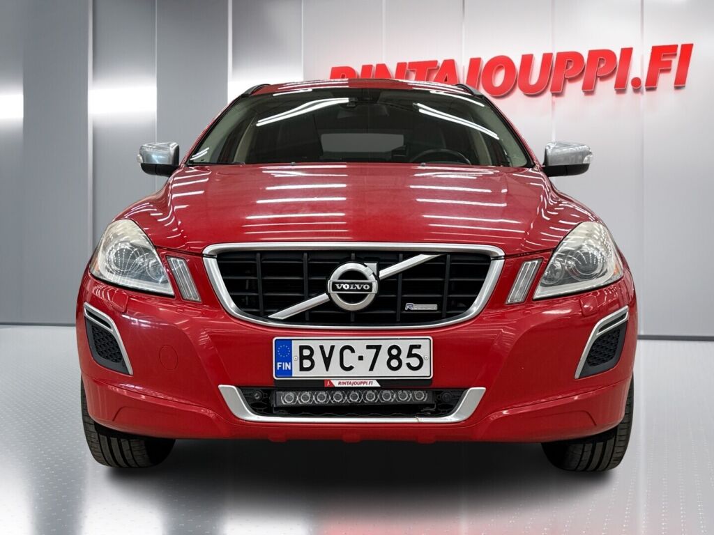 Volvo XC60 2012 Punainen