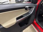 Volvo XC60 2012 Punainen