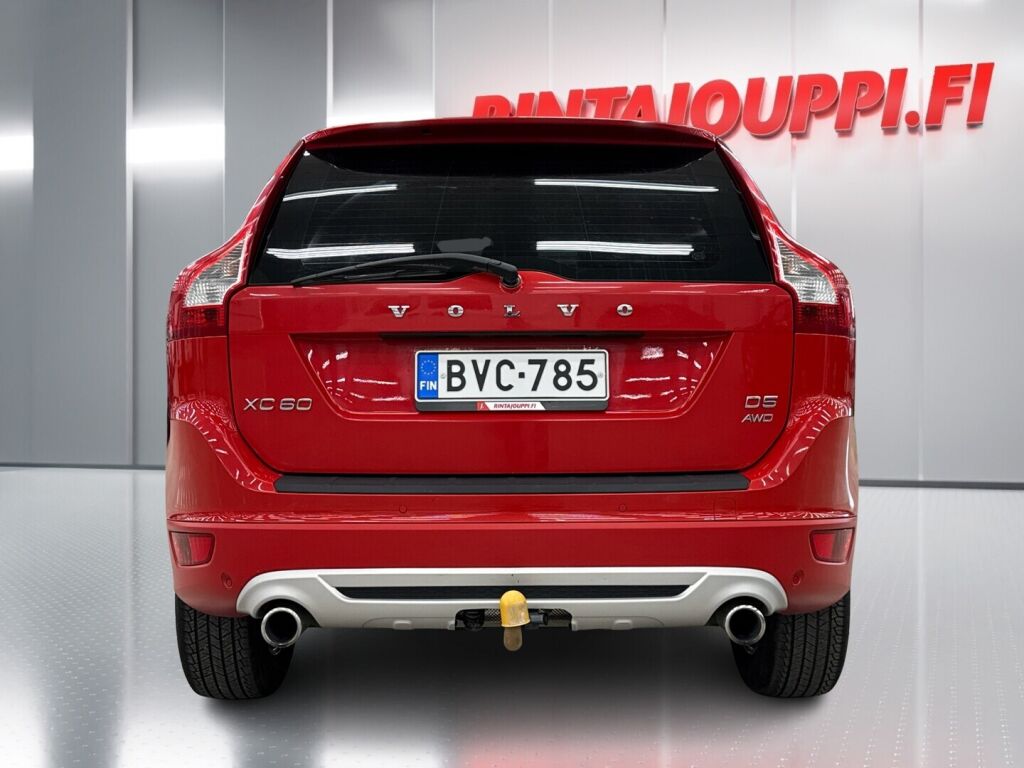 Volvo XC60 2012 Punainen