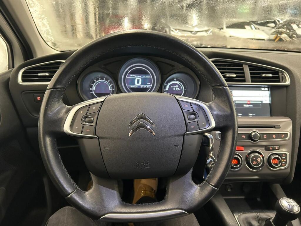 Citroen C4 2015 Valkoinen