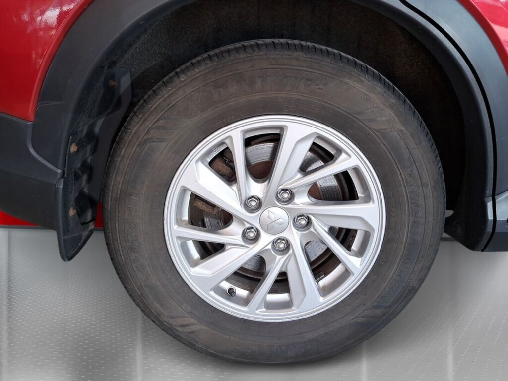 Mitsubishi Eclipse Cross 2019 Punainen