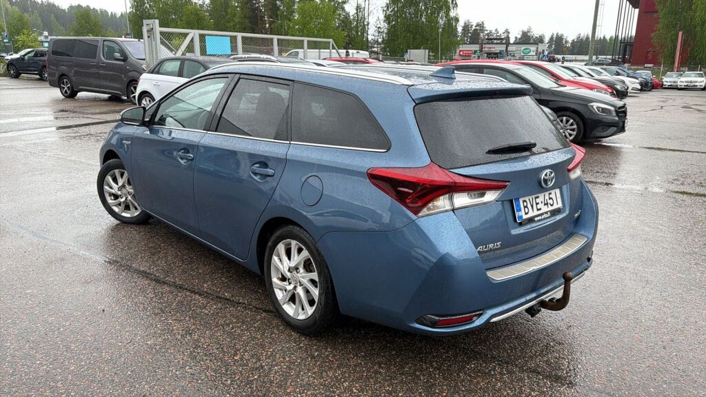 Toyota Auris 2018 Sininen