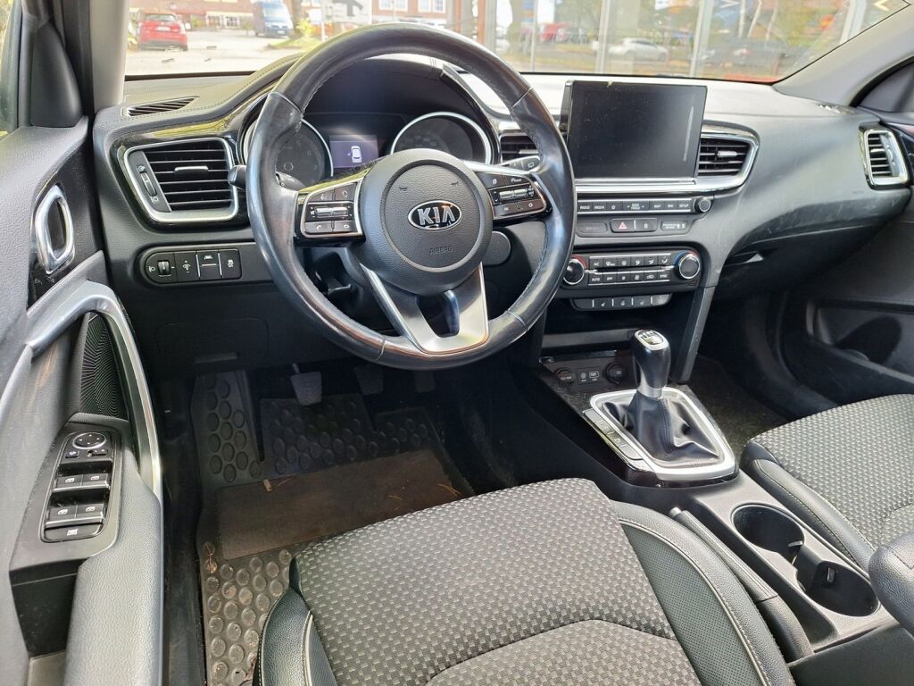 Kia Ceed 2019, bild 4/5