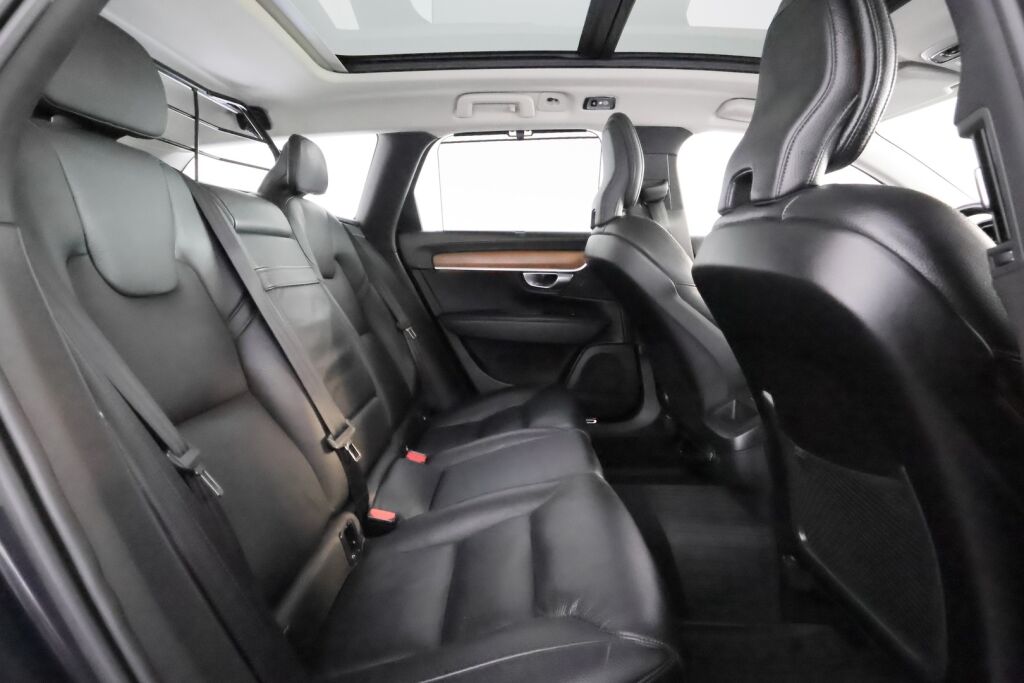 Volvo V90 2019 Harmaa