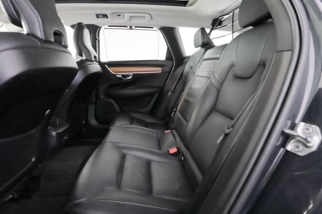 Volvo V90 2019 Harmaa