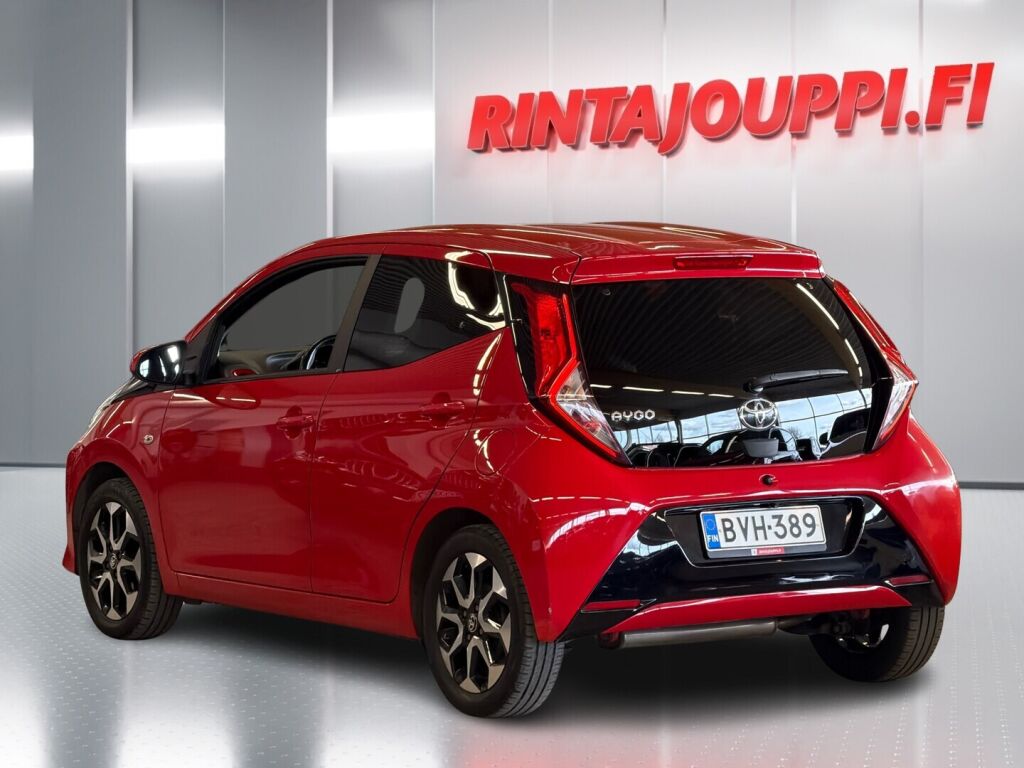 Toyota AYGO 2019 Punainen