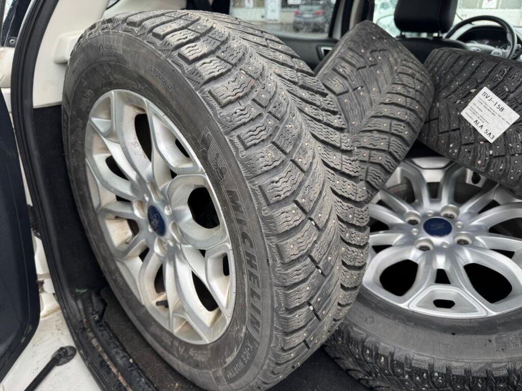 Ford Ecosport 2019 Valkoinen