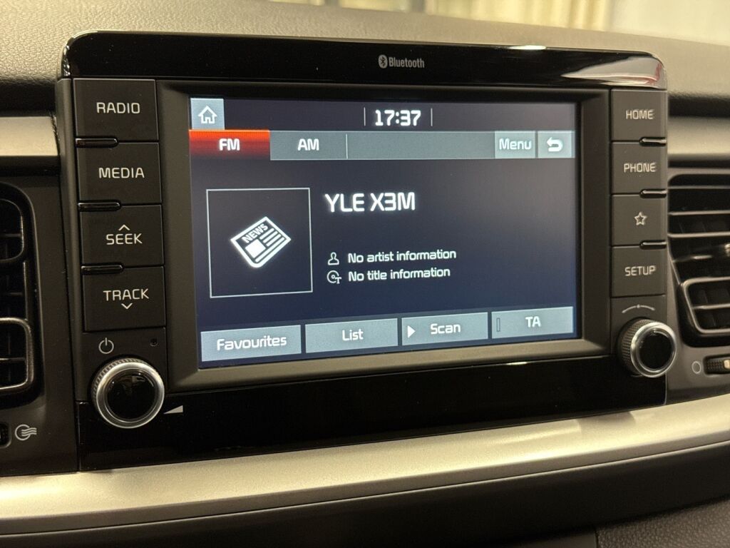 Kia Stonic 2018 Valkoinen