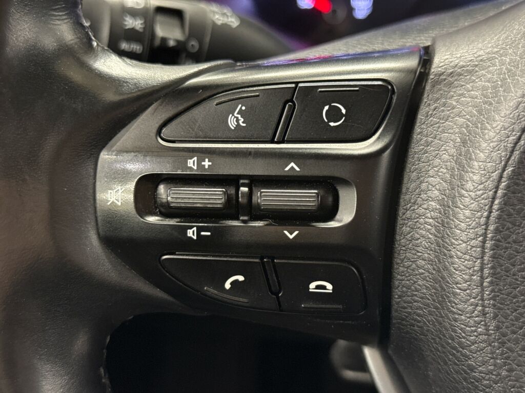 Kia Stonic 2018 Valkoinen