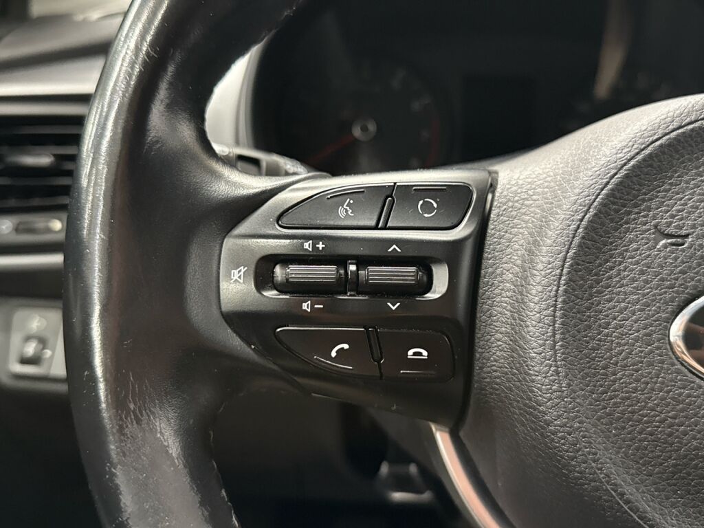 Kia Stonic 2018 Valkoinen