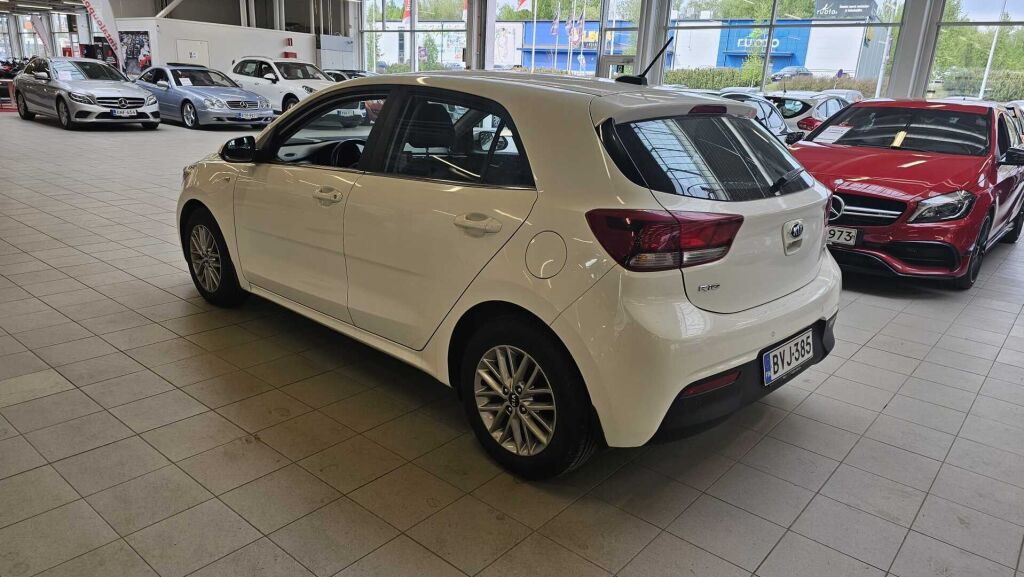 Kia Rio 2018 Valkoinen