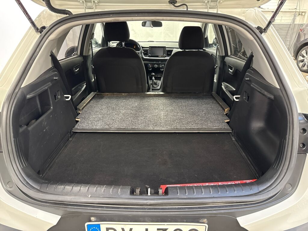 Kia Stonic 2018 Valkoinen