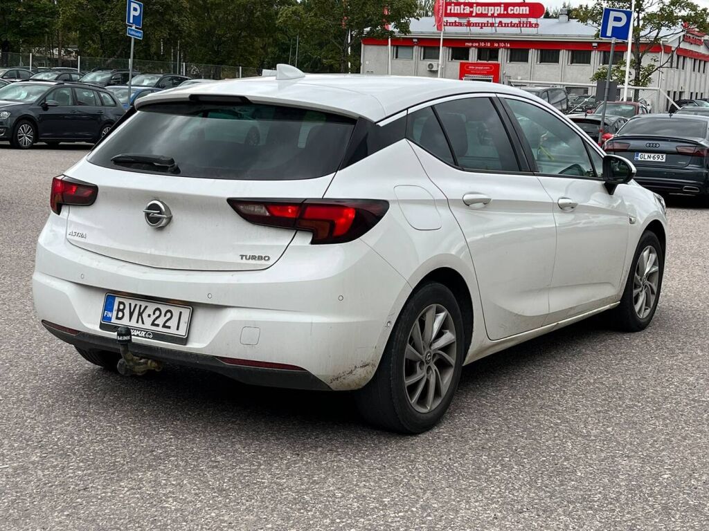 Opel Astra 2018 Valkoinen
