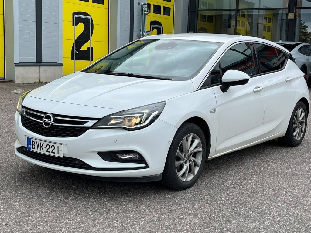Opel Astra 2018 Valkoinen