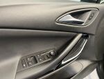 Opel Astra 2018 Valkoinen