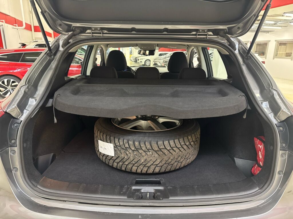 Nissan Qashqai 2018 Harmaa