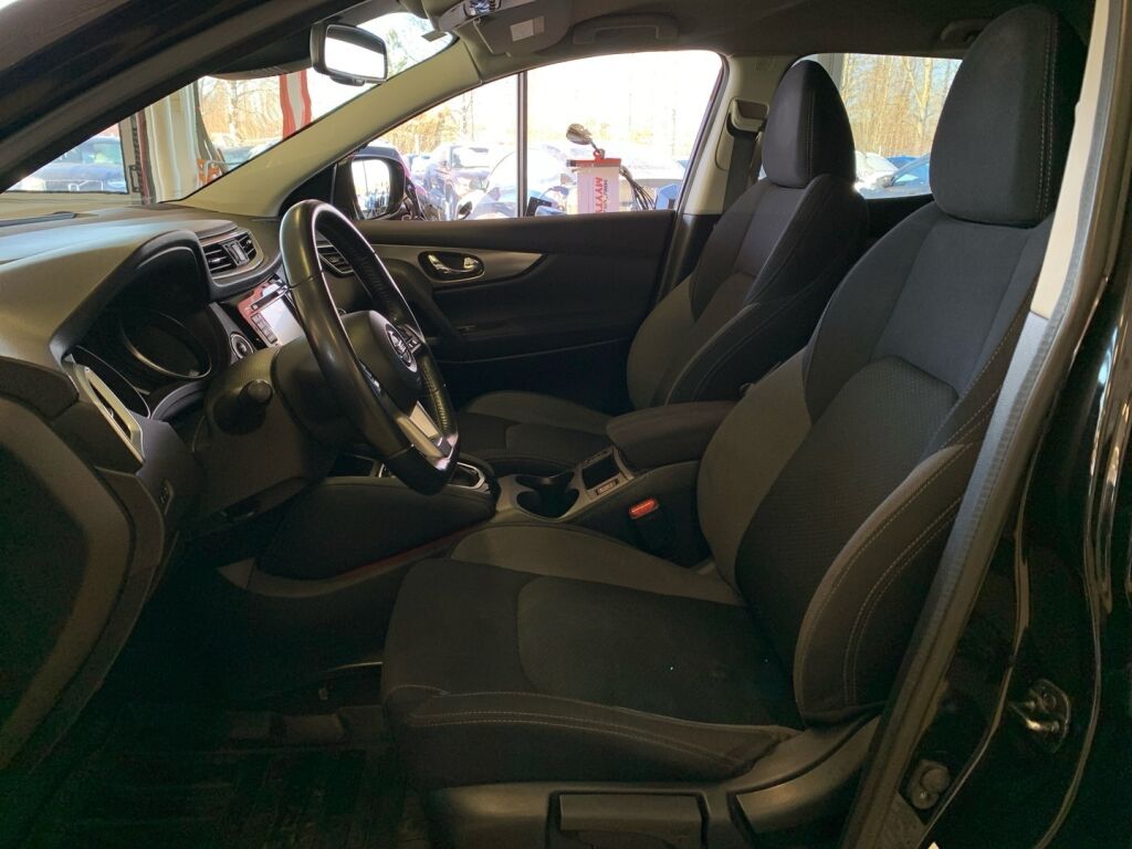 Nissan Qashqai 2018 Musta