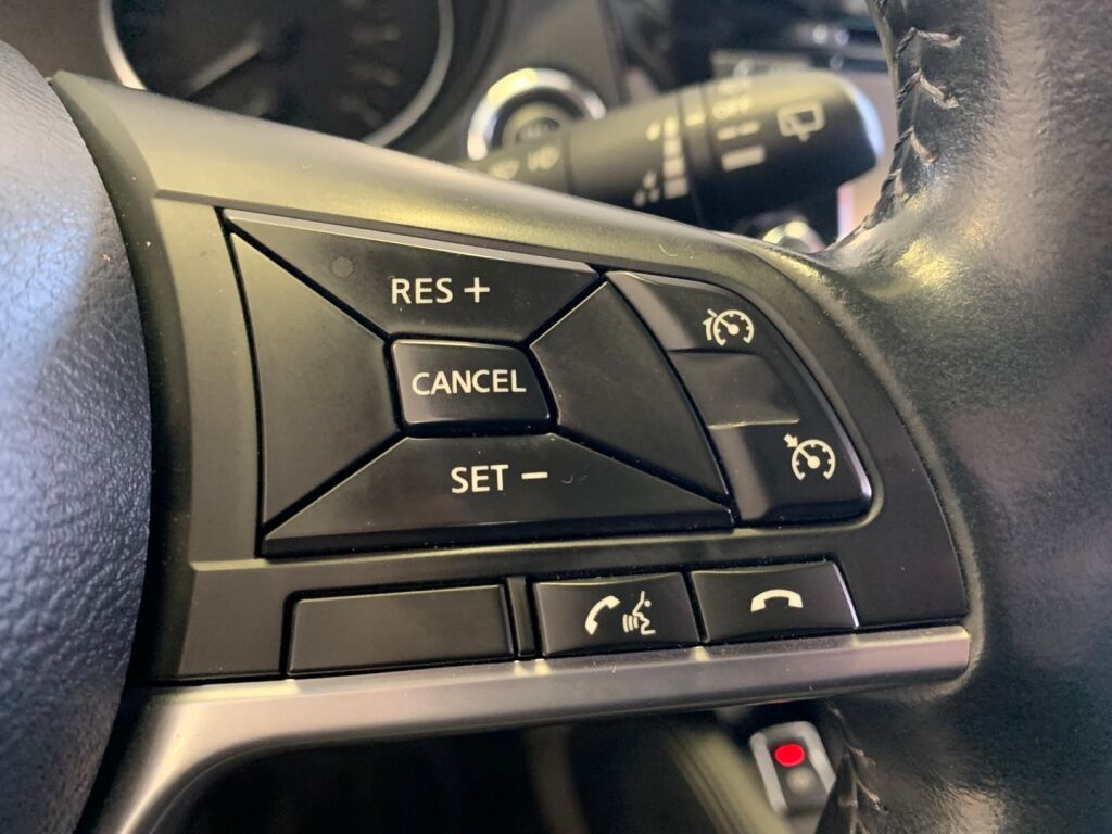 Nissan Qashqai 2018 Musta