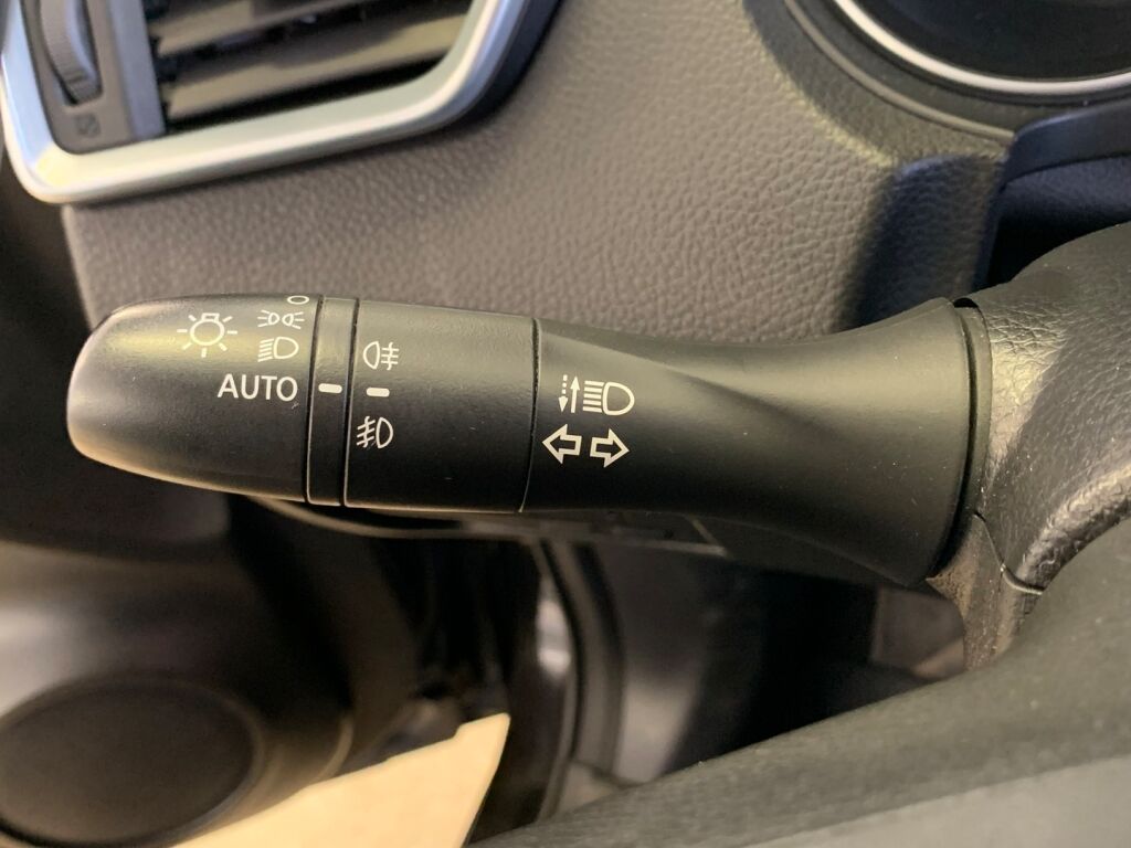Nissan Qashqai 2018 Musta