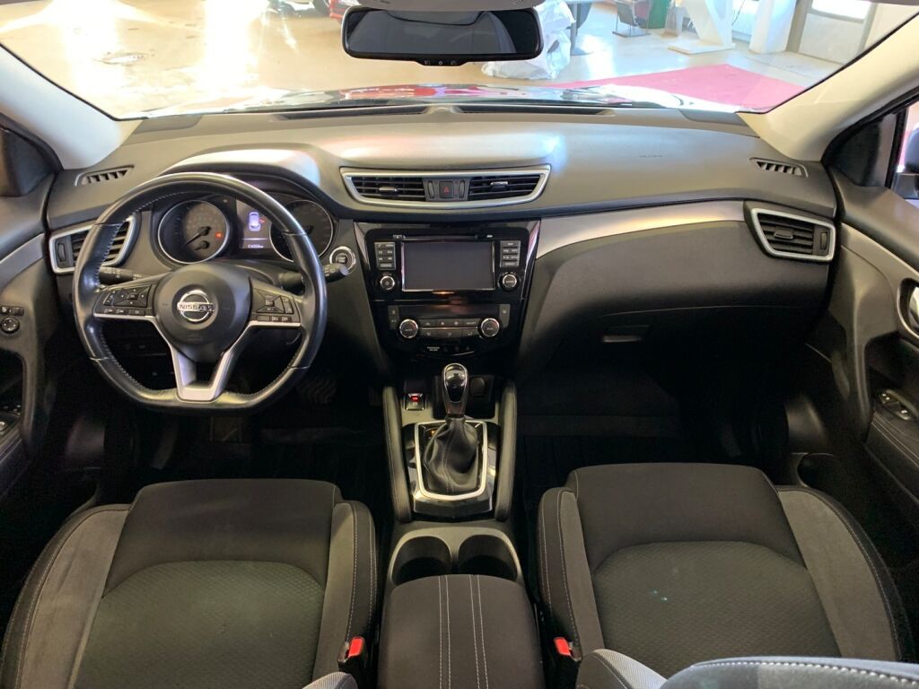 Nissan Qashqai 2018 Musta