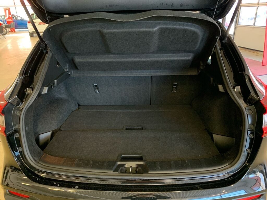 Nissan Qashqai 2018 Musta