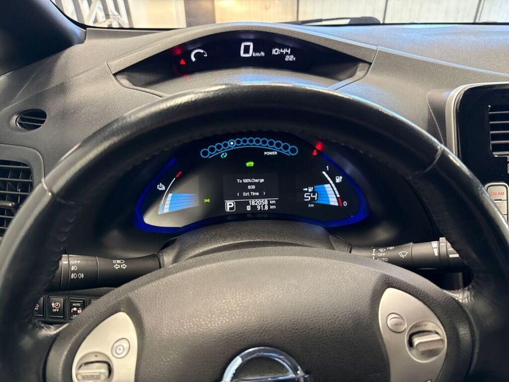 Nissan Leaf 2013 Musta