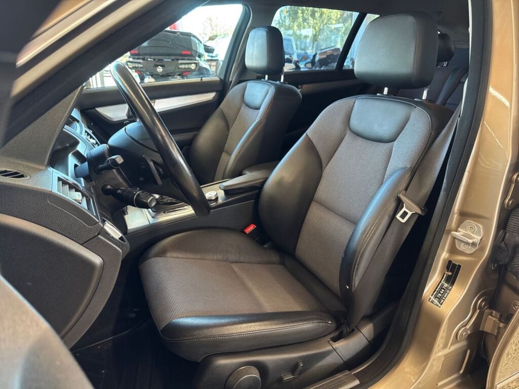 Mercedes-Benz C 2011 Ruskea (beige)
