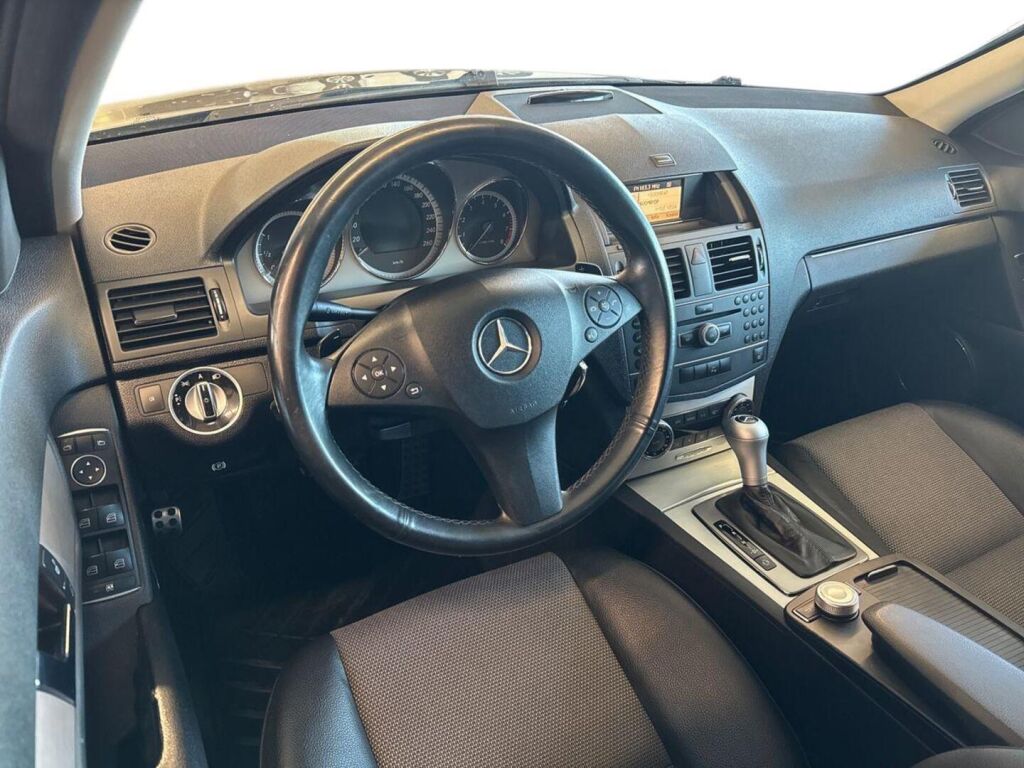 Mercedes-Benz C 2011, kuva 7/22