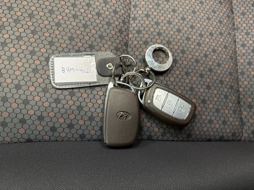 Hyundai IONIQ electric 2018 Valkoinen