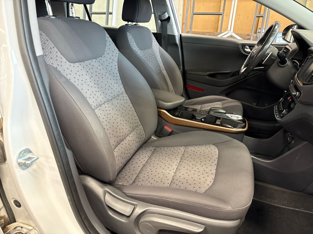 Hyundai IONIQ electric 2018 Valkoinen