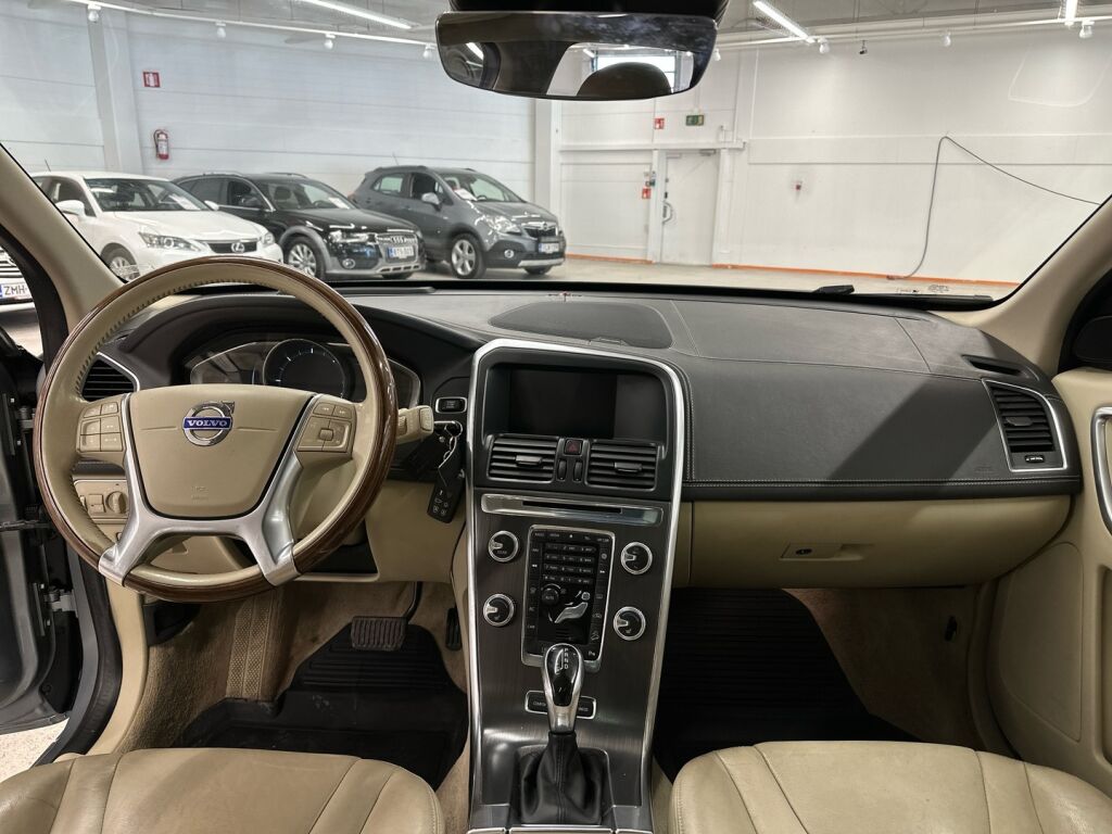 Volvo XC60 2015 Hopea
