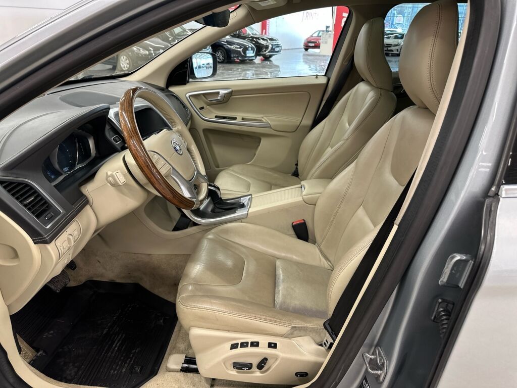 Volvo XC60 2015 Hopea