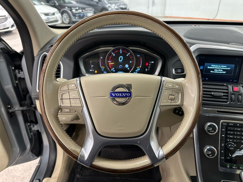 Volvo XC60 2015 Hopea