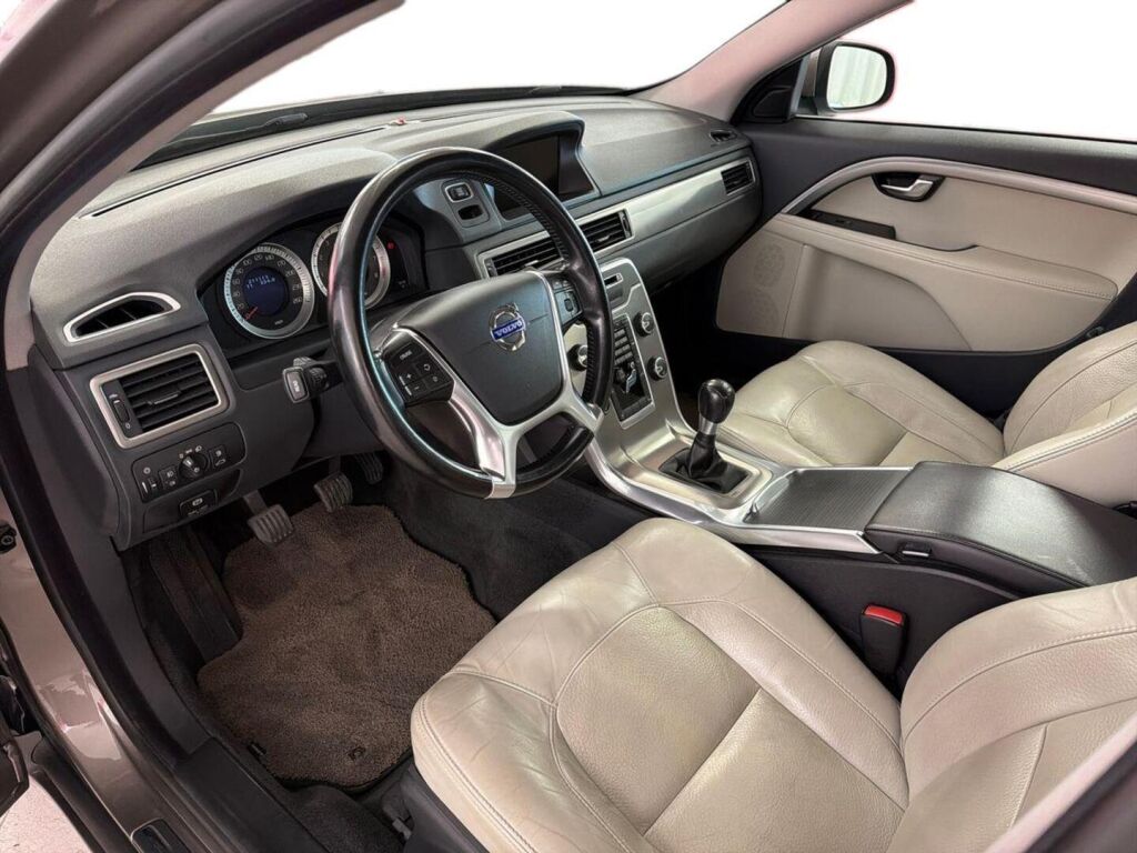 Volvo S80 2012 Ruskea (beige)