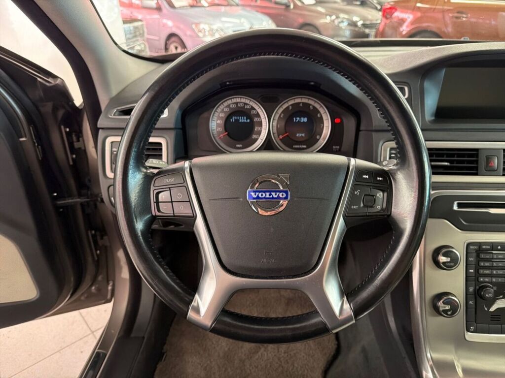 Volvo S80 2012 Ruskea (beige)