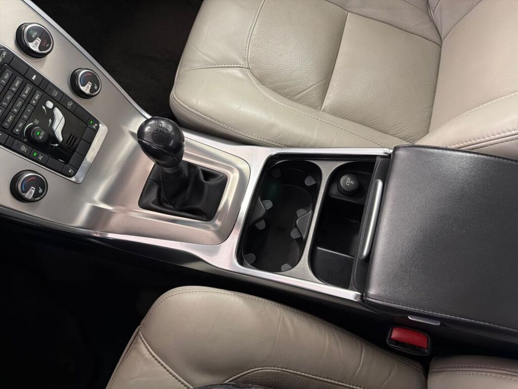 Volvo S80 2012 Ruskea (beige)