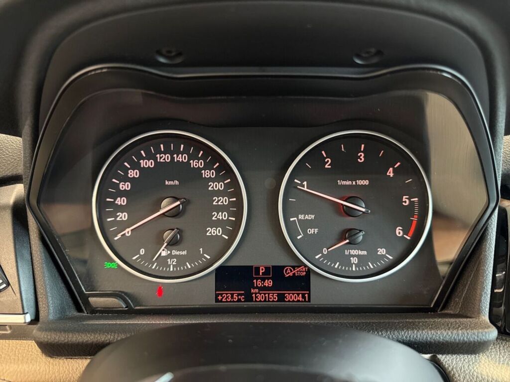 BMW 220 2015 Musta