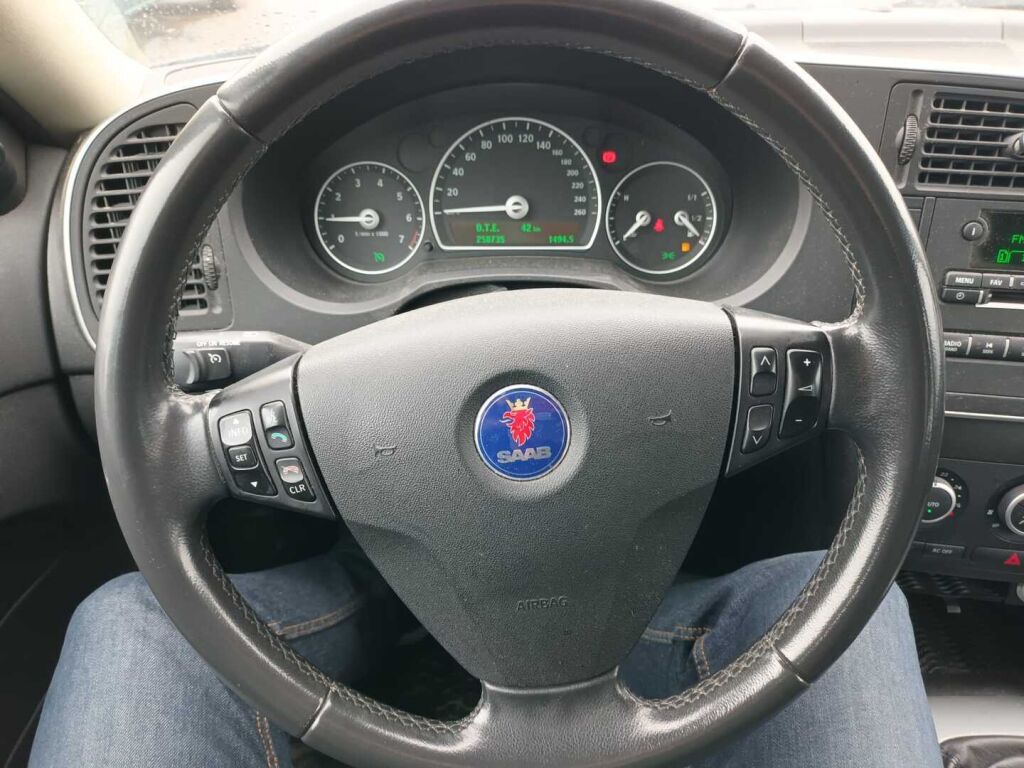 Saab 9-3 2009 Harmaa