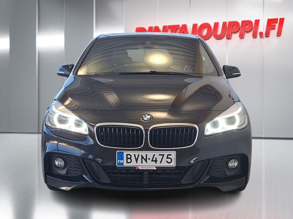 BMW 225 2016 Musta