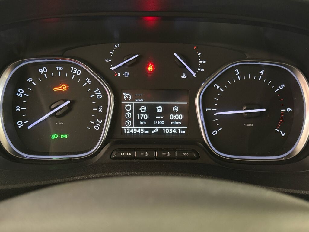 Peugeot Expert 2019 Valkoinen