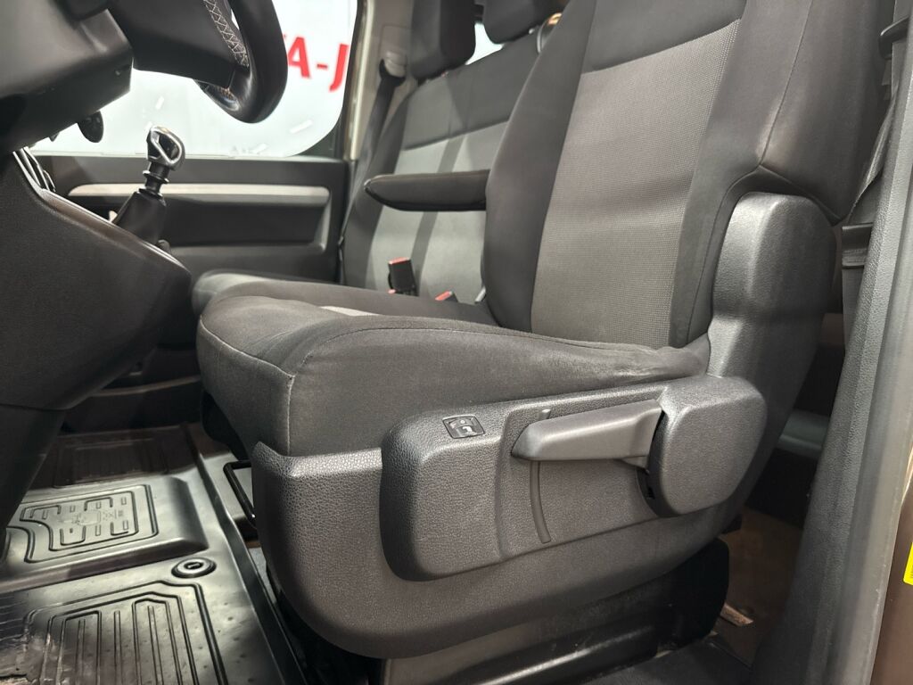 Toyota Proace Verso 2019 Ruskea (beige)