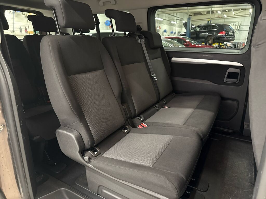 Toyota Proace Verso 2019 Ruskea (beige)