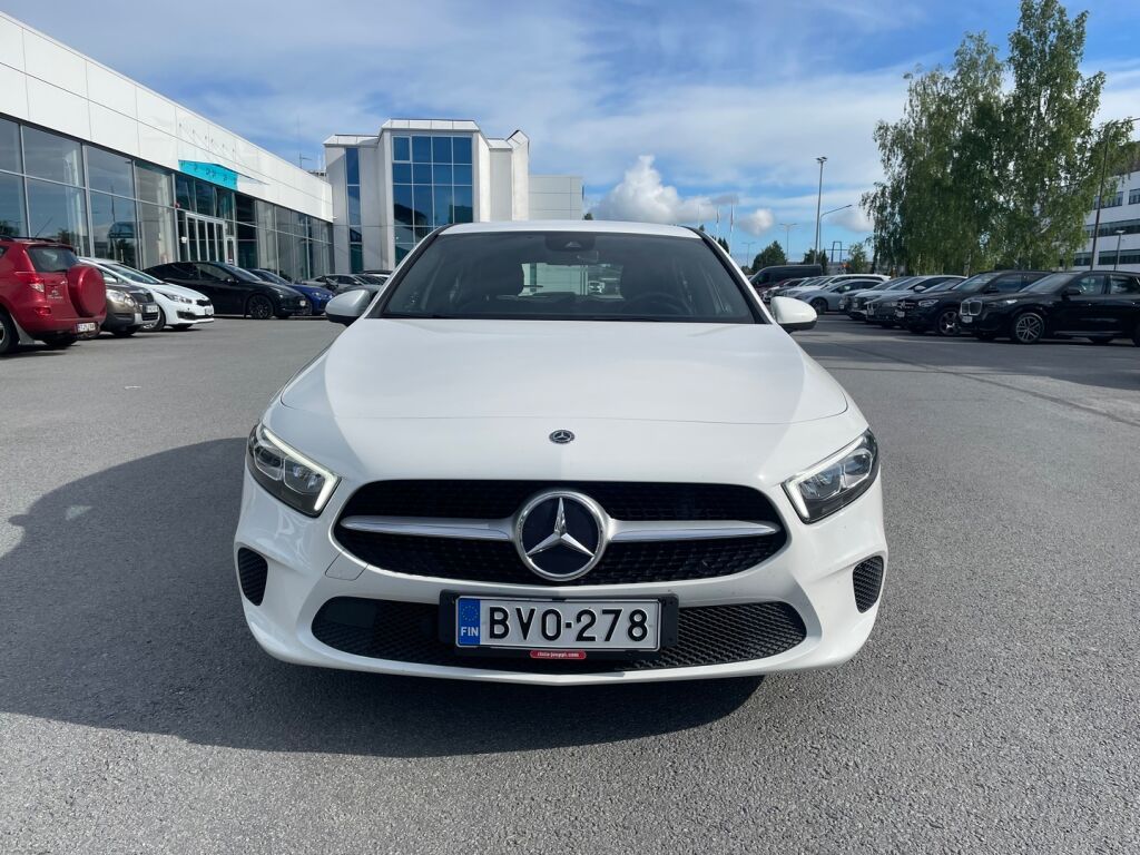 Mercedes-Benz A 2019 Valkoinen