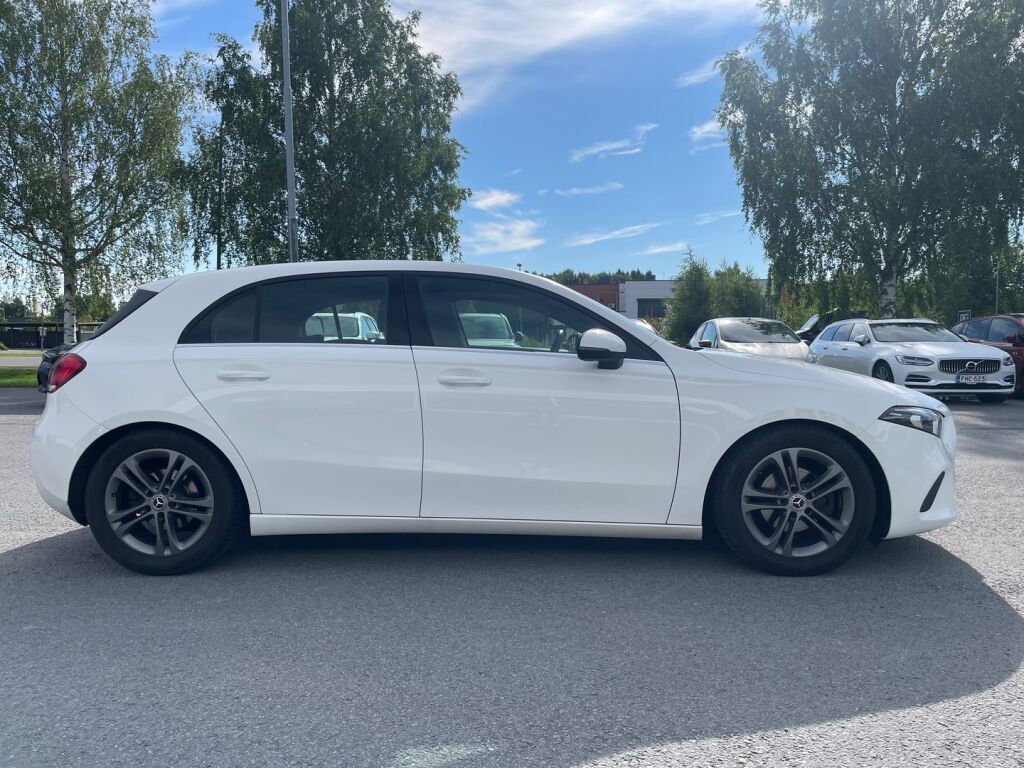 Mercedes-Benz A 2019 Valkoinen