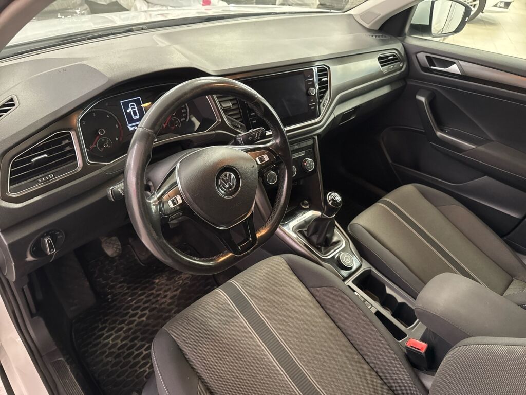 Volkswagen T-Roc 2019 Valkoinen